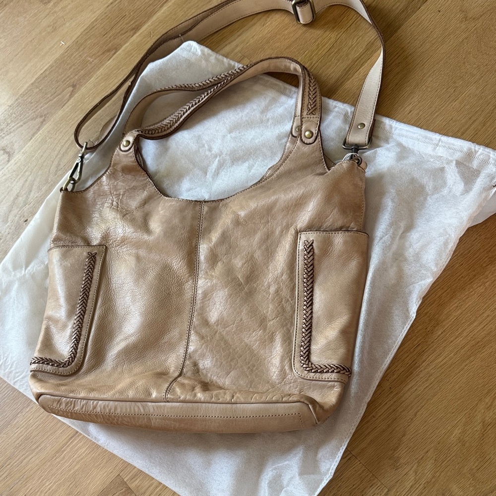 Never Used Chic Beige Leather Shoulder Bag